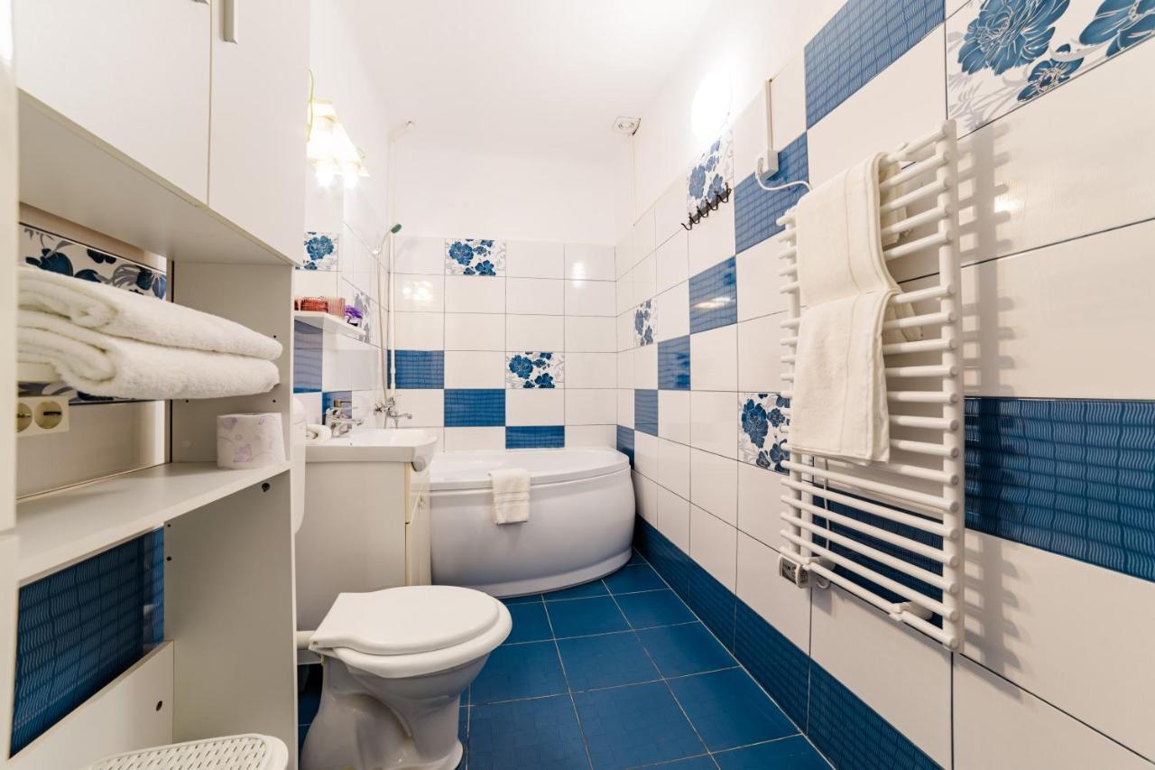 Anastasia Apartments With Parking ブラショフ エクステリア 写真
