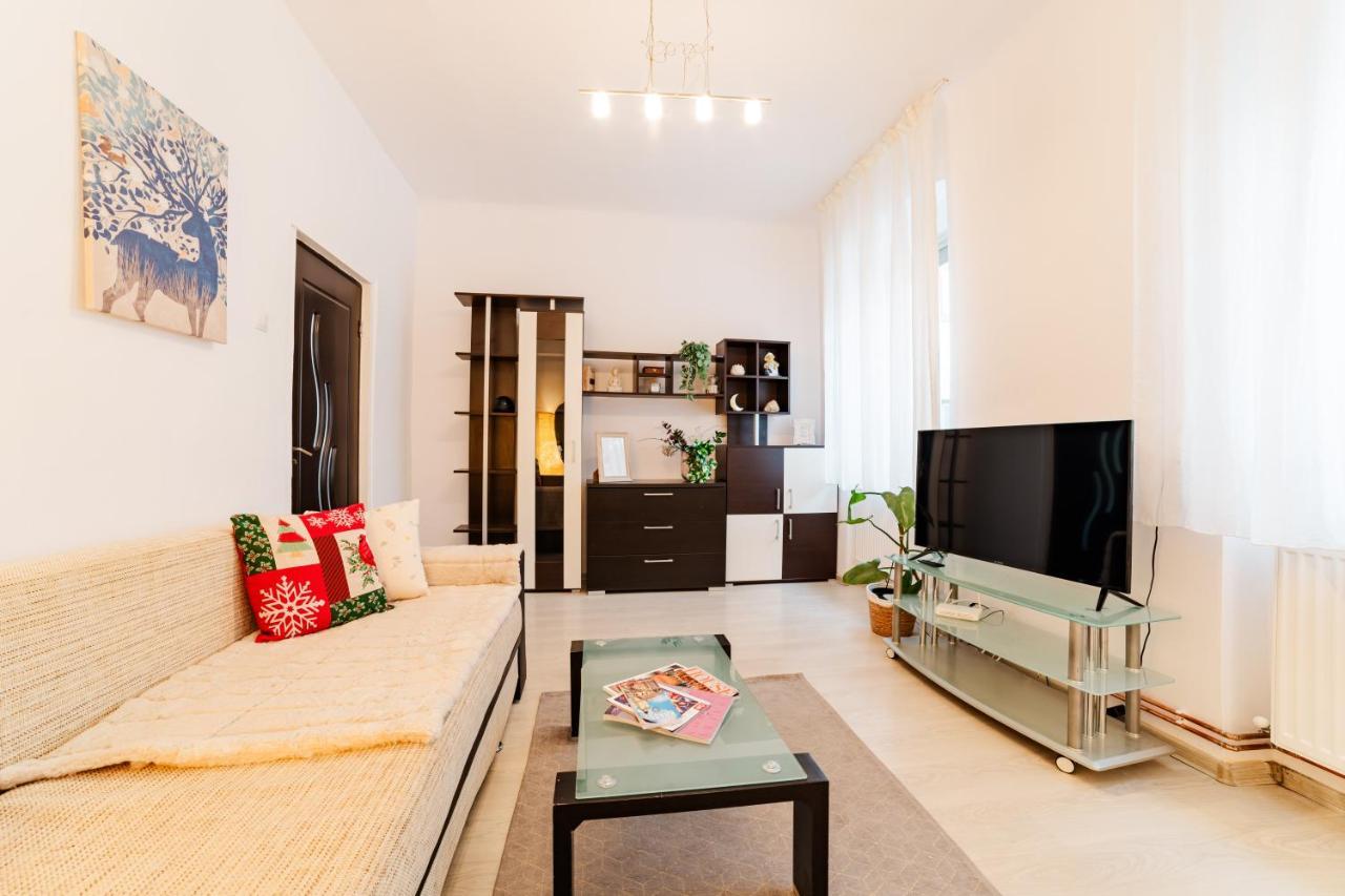 Anastasia Apartments With Parking ブラショフ エクステリア 写真